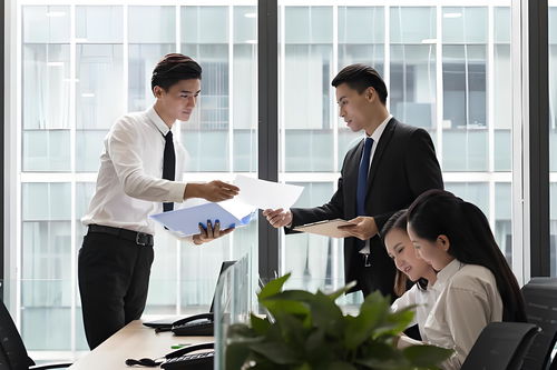 科技賦能與精準(zhǔn)服務(wù) 金融科技企業(yè)提升服務(wù)效率的雙引擎